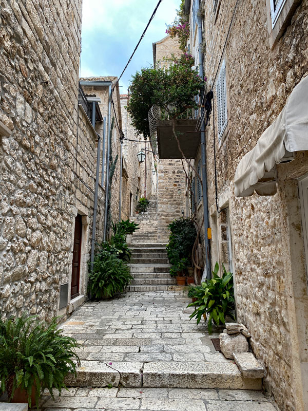 Alley
