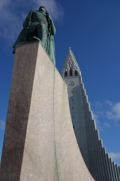 Statue