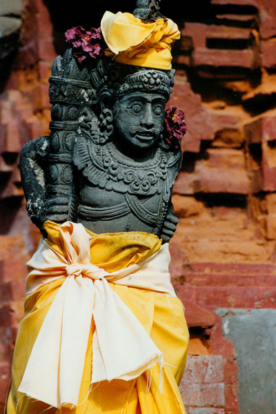 Statue