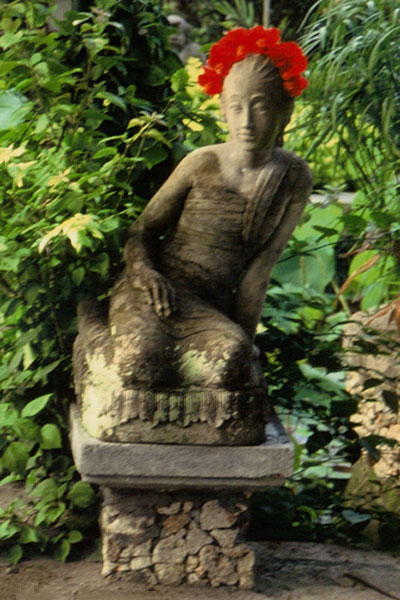 Statue